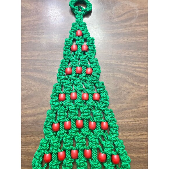 Macrame Handmade Christmas Tree Wall Hanging Large Green Red Wood Beads - Picture 3 of 7